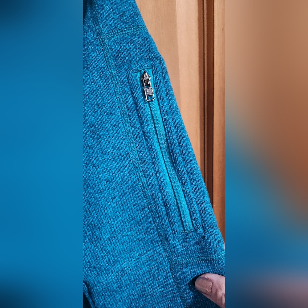 18. Patagonia Better Sweater 1/4 Zip Pullover in Elwha Blue Teal M - Retail $129 - Picture 4 of 9